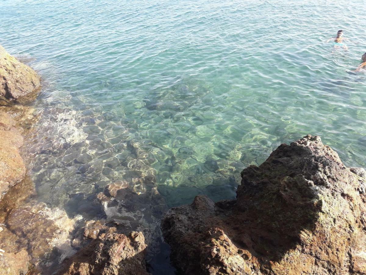 因赫尼奥Burrero Seasight公寓 外观 照片